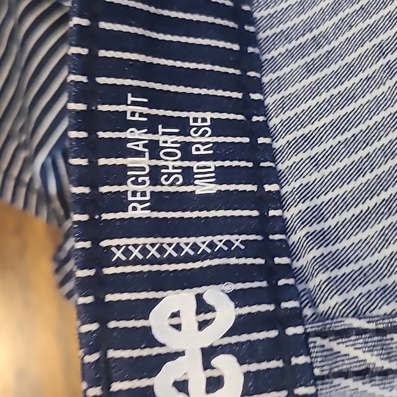 Lee | Retro Stripe Denim Railroad MidRise Shorts Size 18 - Picture 7 of 7